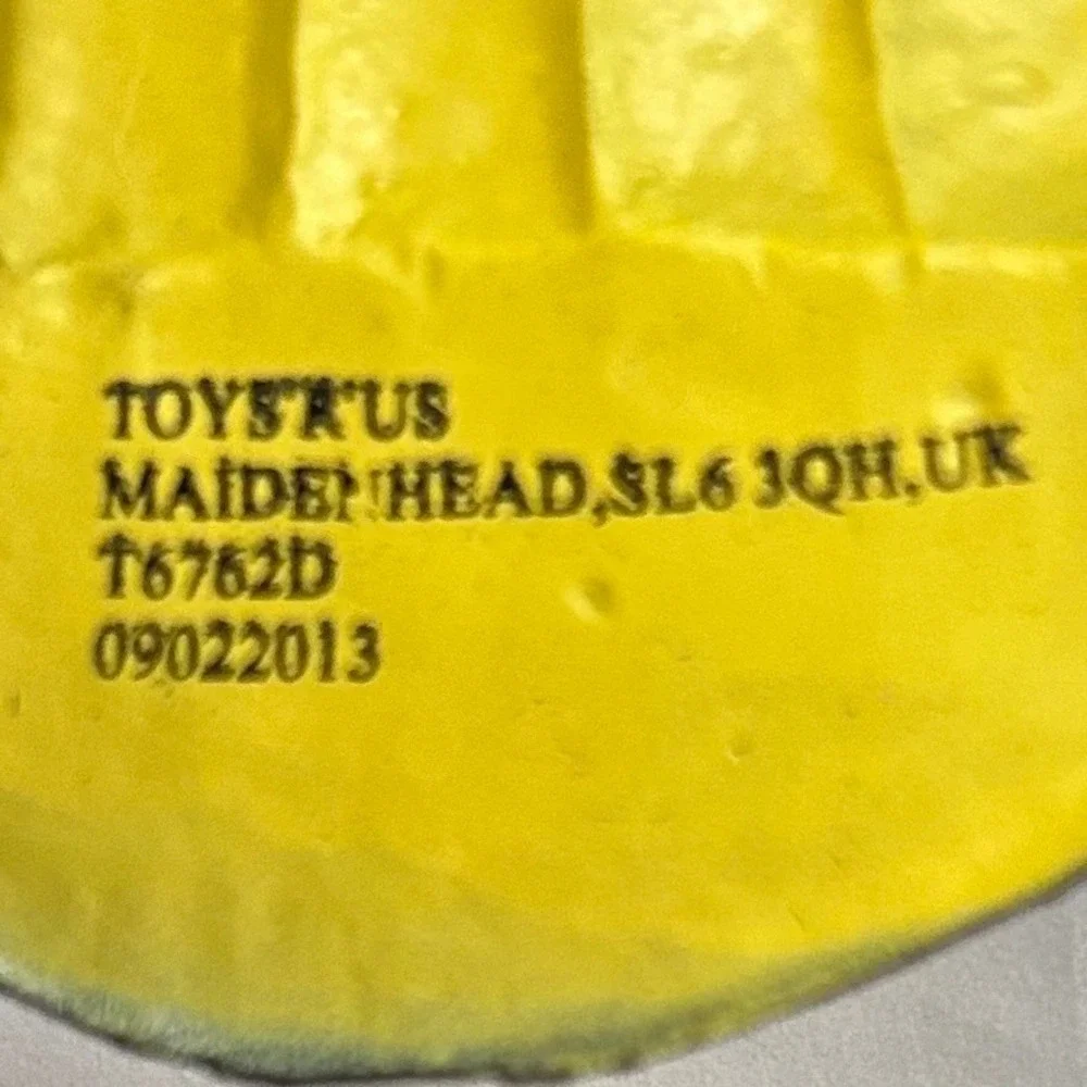 UsedToys R Us Realistic King Cobra Rubber Snake Figure 70 Inch Brown Yellow Prop
